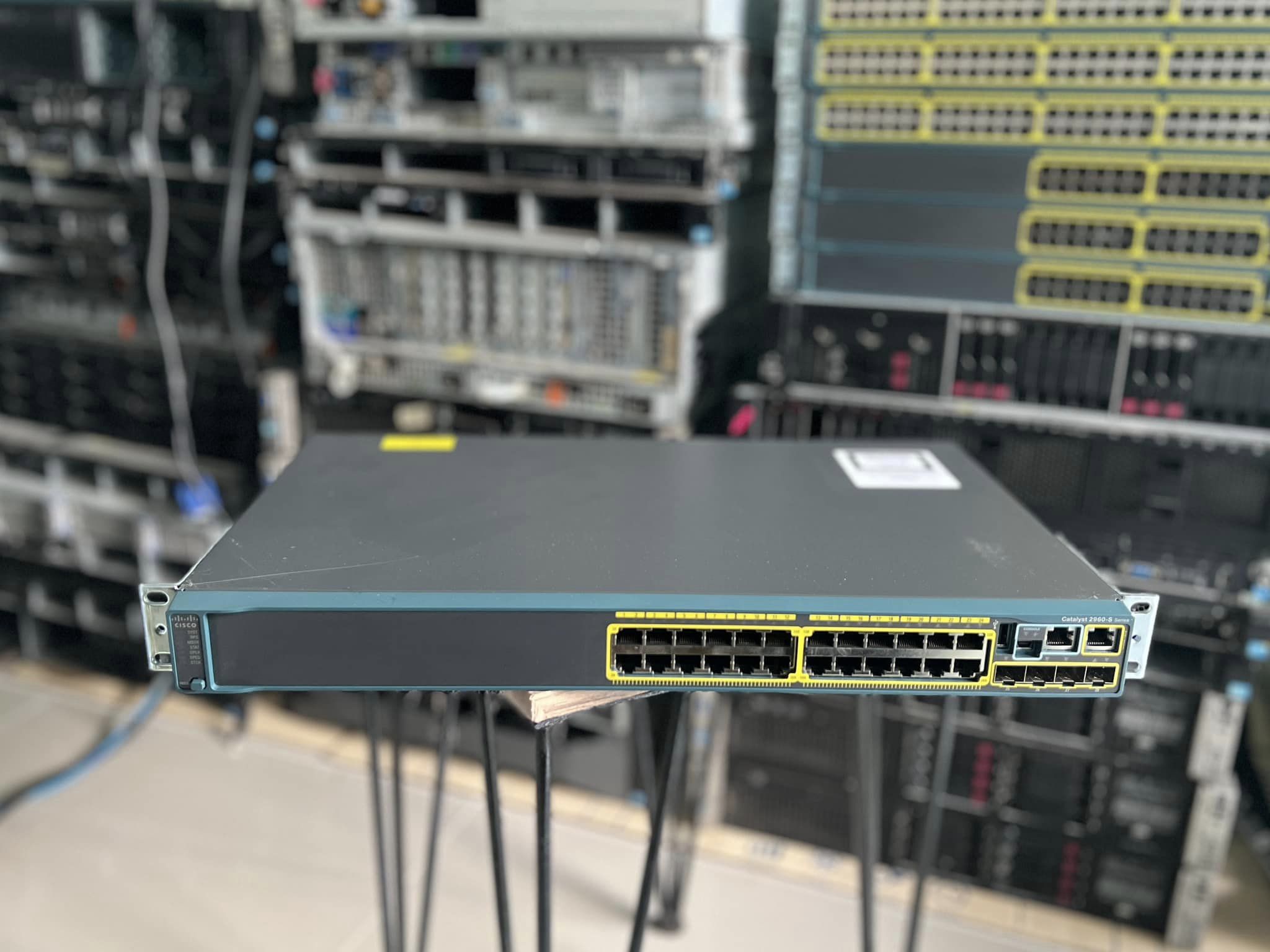 Cisco 2960S 24port Gigabit สวิตช์ซิสโก้มือสองพร้อมใช้งาน