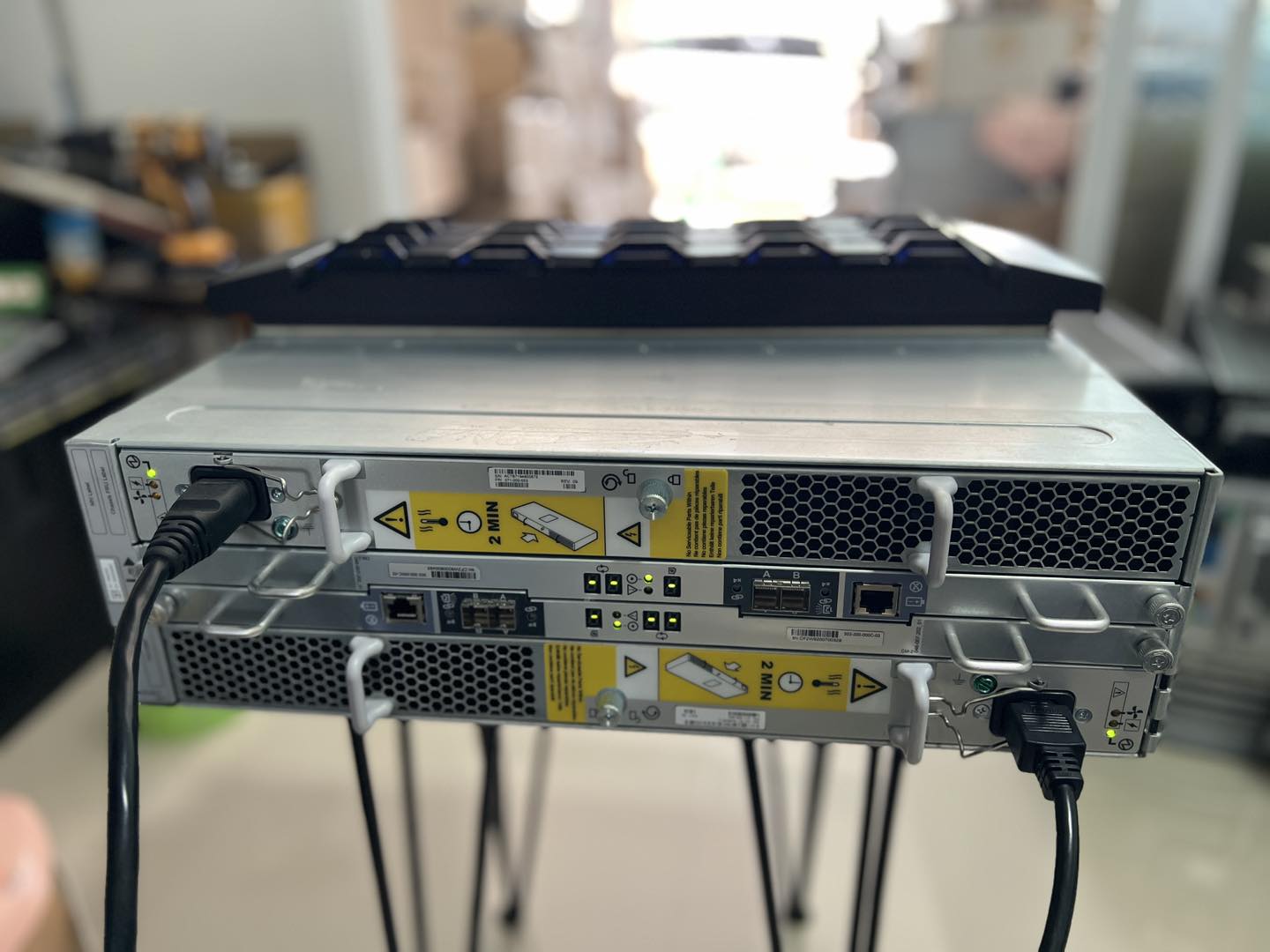 DELL EMC Unity D3123F 15-Bay 15 bay 3.5" 78TB อีเอ็มซีมือสองพร้อมใช้งาน