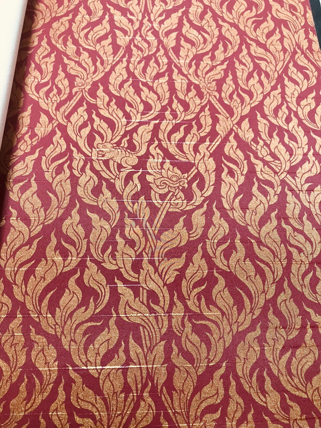 วอลเปเปอร์ลายไทย กนก แดง-ทอง 43-110-1