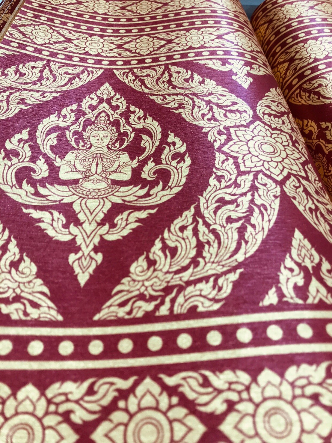 วอลเปเปอร์ลายไทย ลายเทพพนม (ขอบบนล่าง) แดง-ทอง BD122-8