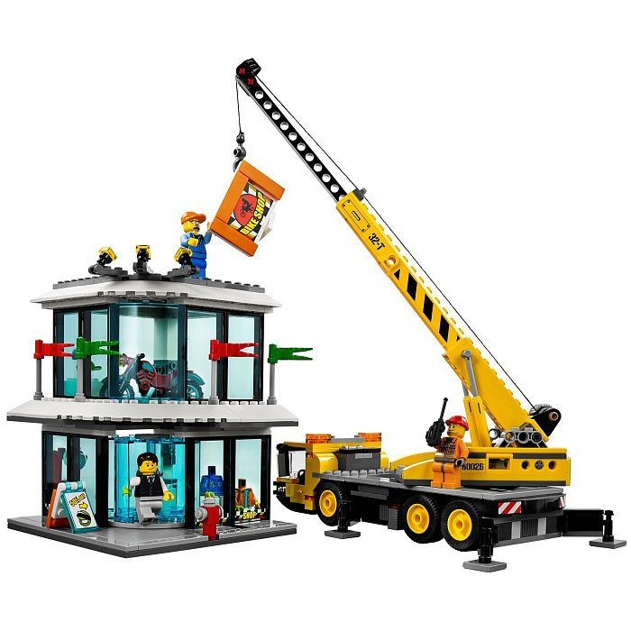 LEGO City 60026 Town Square