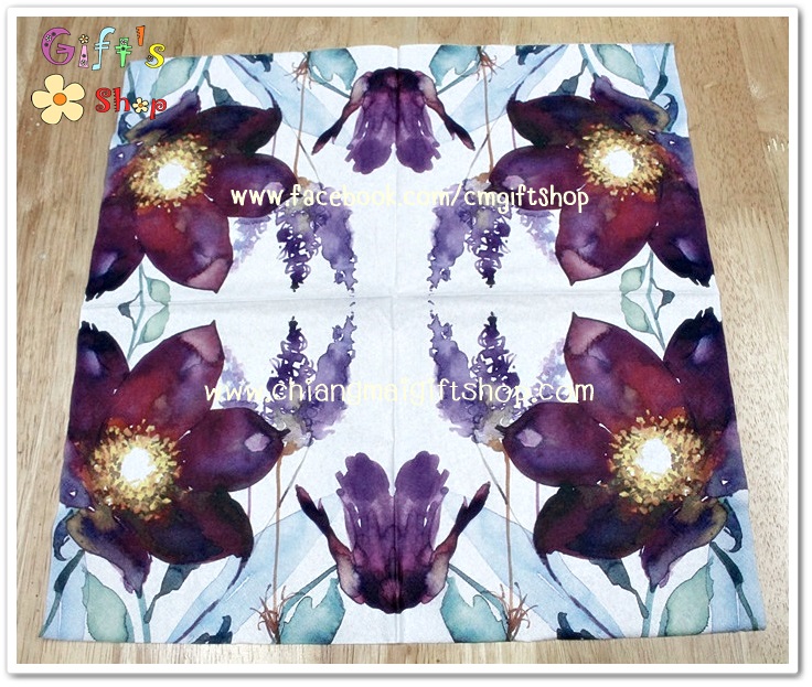 กระดาษแนปกิ้นยุโรป, ลายดอกไม้สีม่วงเหมือนงานสีน้ำ, พื้นหลังสีฟ้าอมม่วงอ่อน
