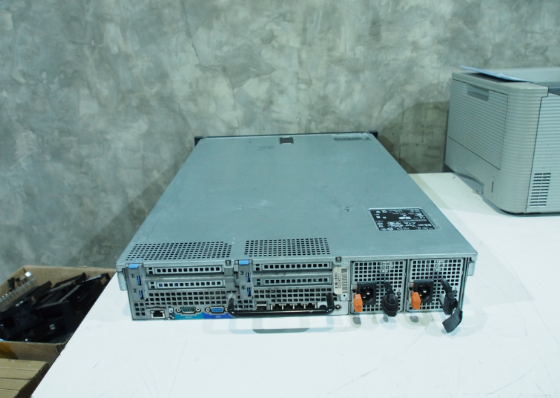 Server Dell R710 2cpu มือ 2 พร้อมใช้งาน