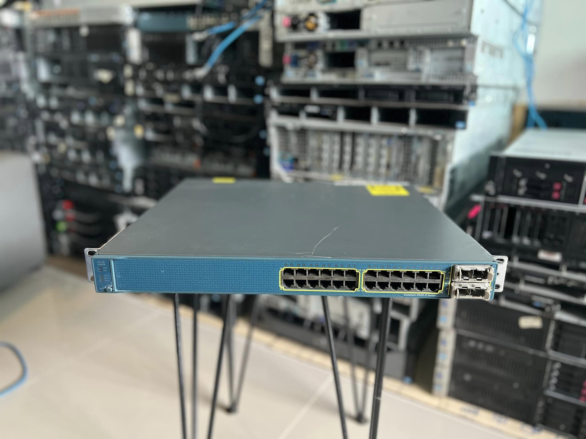cisco 3560E 24port Gigabits 10GE layer3 สวิทซิสโก้มือสองพร้อมใช้งาน
