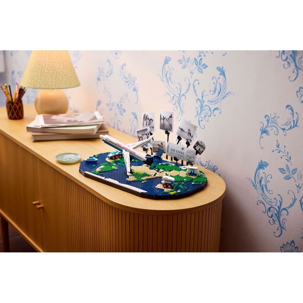 เลโก้ LEGO Exclusives 41838 Travel Moments (มีกล่องน้ำตาลตรงรุ่น)