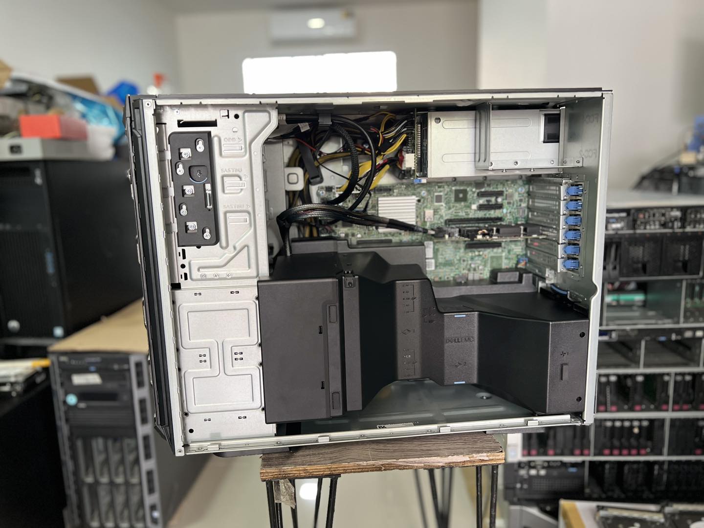 Dell T440 Server Tower 2cpu 40Cores ssd ประกันร้าน 6 เดือน เซิร์ฟเวอร์เดลทาวเวอร์มือสองพร้อมใช้งาน