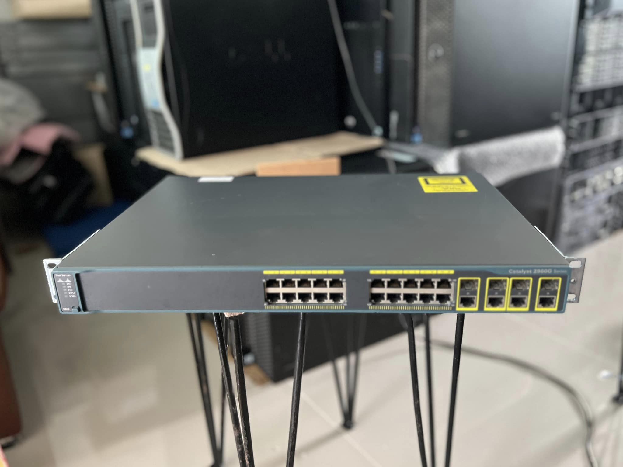 cisco 2960g 24port gigabit สวิทซิสโก้มือสองพร้อมใช้งาน