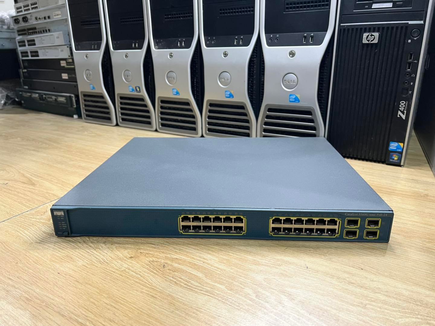 Cisco 3560G 24PoE switch มือ 2 พร้อมใช้งาน