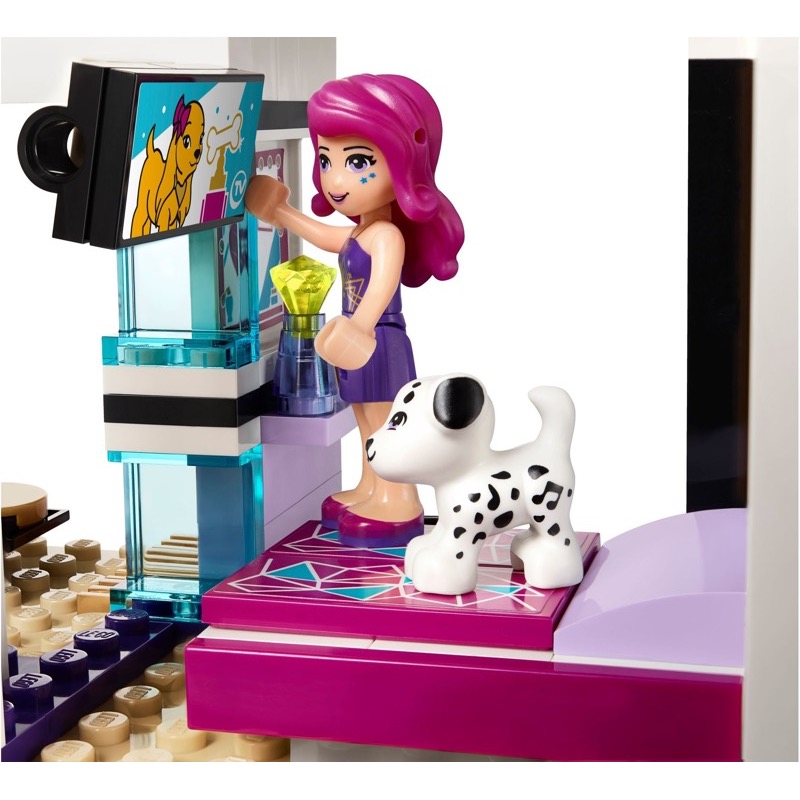 LEGO Friends 41135 Livi's Pop Star House (Minor Damaged Box)