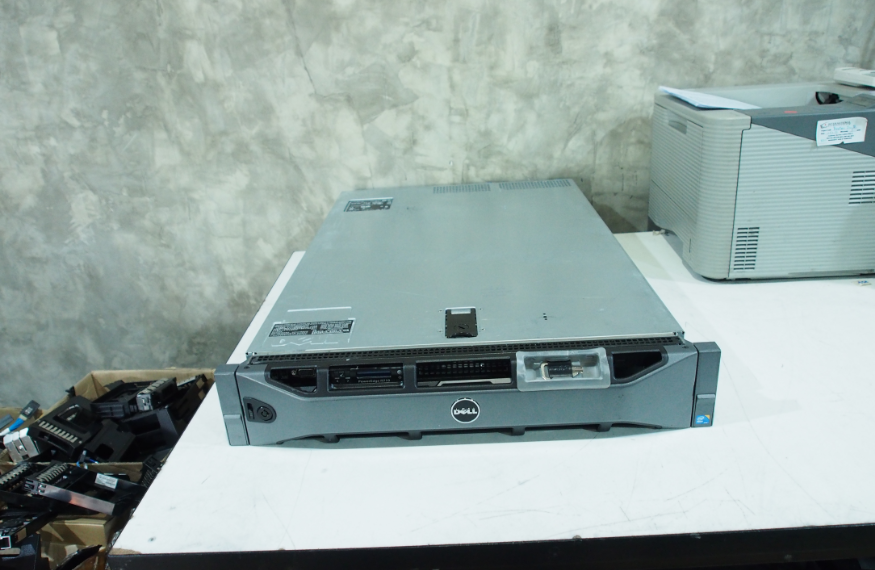 server dell r710 2cpu h700 มือ 2 พร้อมใช้งาน