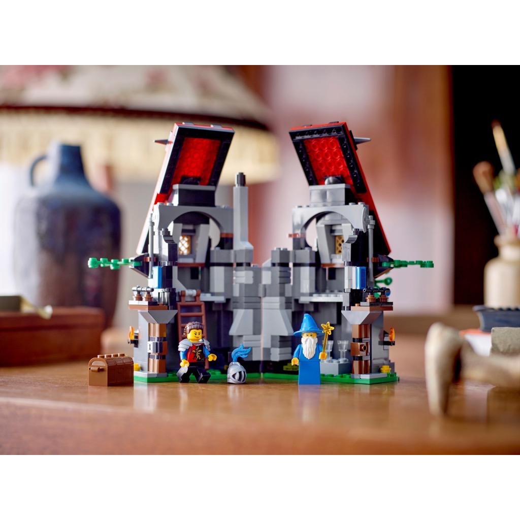 เลโก้ LEGO Exclusives 40601 Majisto's Magical Workshop
