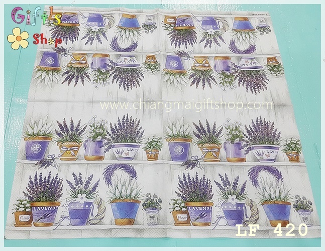 กระดาษแนปกิ้นยุโรป, ลาย Lavender Range, ดอกลาเวนเดอร์สีม่วง, พื้นหลังลายไม้สีขาว, ลายดอกลาเวนเดอร์, ลายดอกไม้โทนสีม่วง