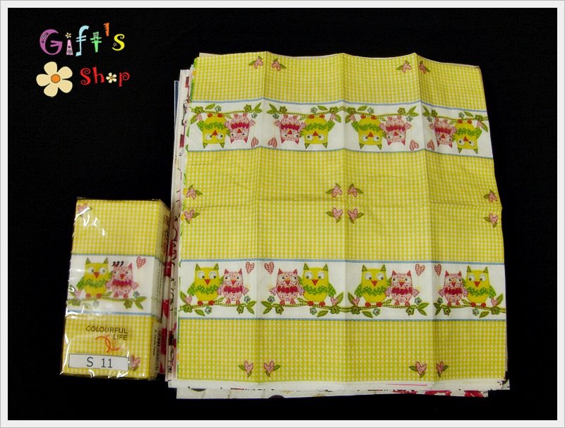 กระดาษแนปกิ้น ลายนกฮูก เหลือง ชมพู พื้นหลังลายสก๊อตสีเหลือง