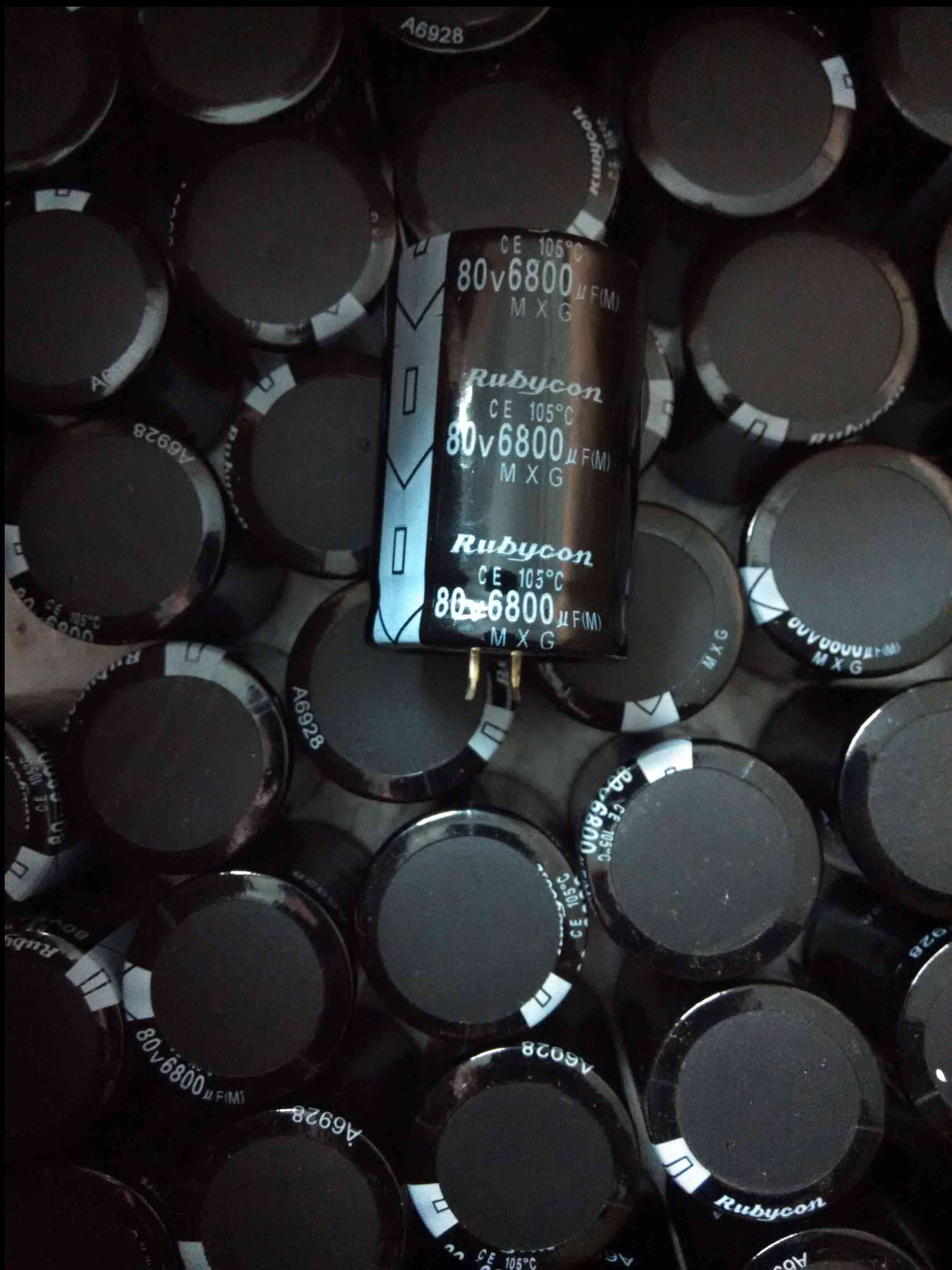 Capacitor 6800uf 80V Rubycon