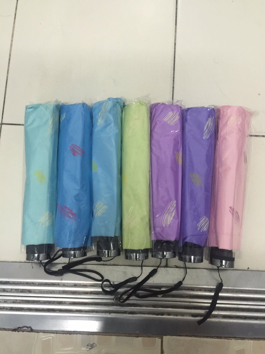 ร่ม4ตอน8ก้าน24นิ้วยูวีสีดำ รหัส 1620