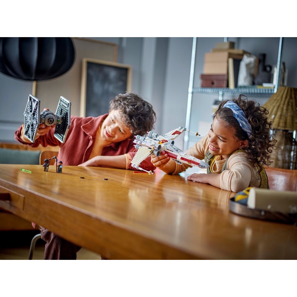 เลโก้ LEGO Star Wars 75393 TIE Fighter & X-wing Mash-up