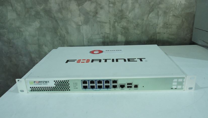 Fortinet FortiGate 300C security มือ 2