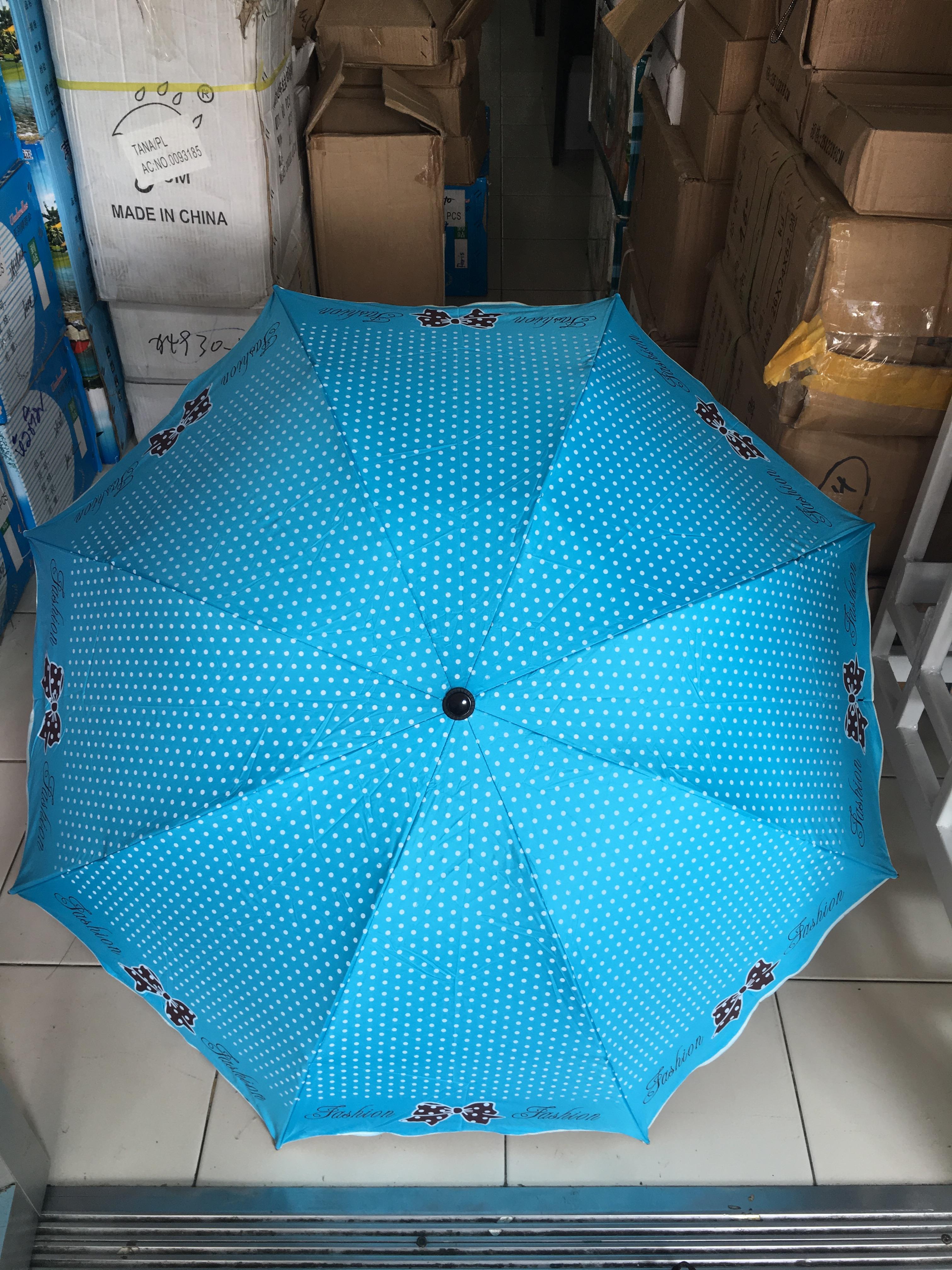 ร่มโค้งแฟชั่น ยูวีดำ รหัส8033