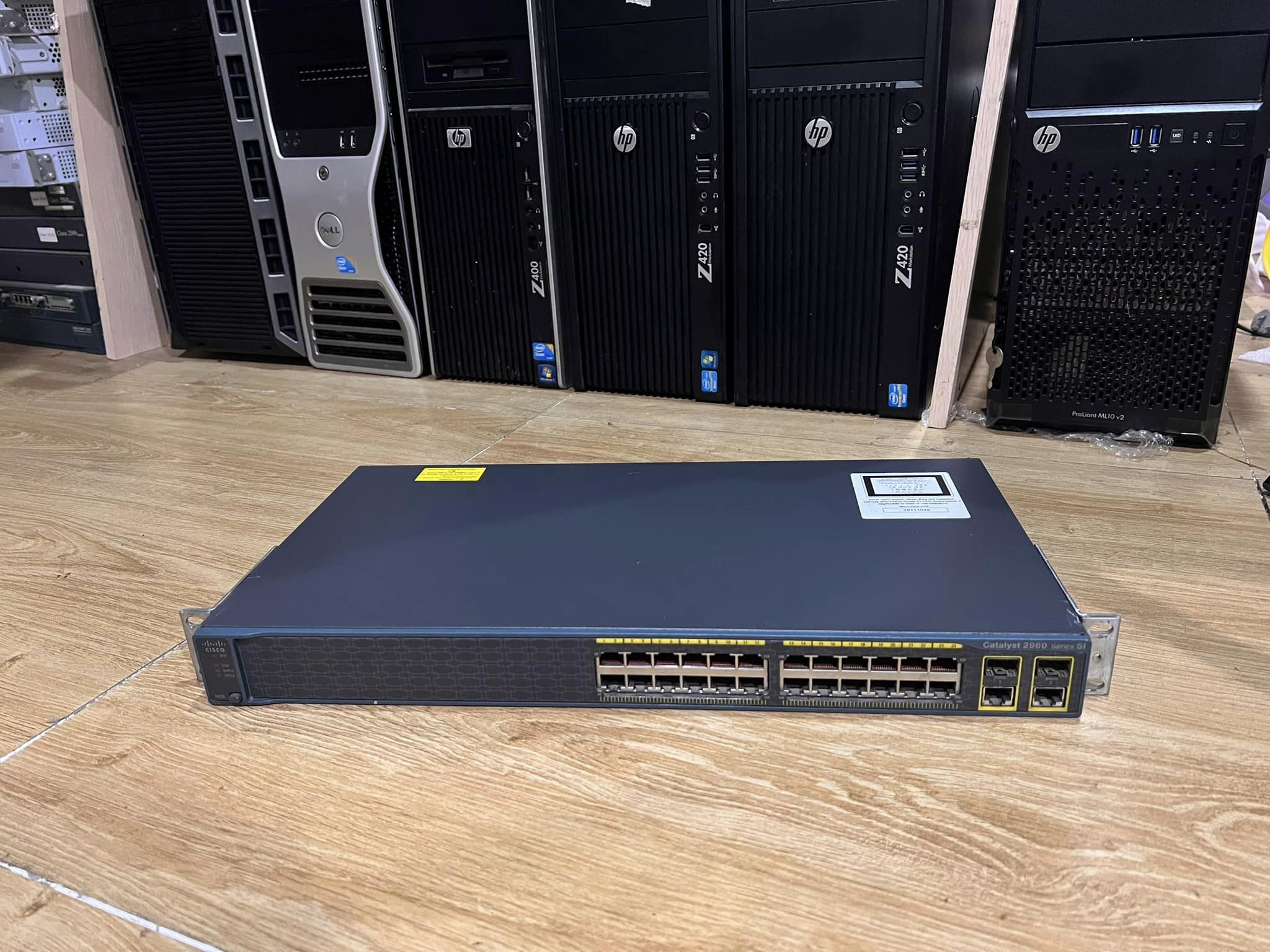 Cisco 2960 24TC S สวิทมือสองพร้อมใช้งาน