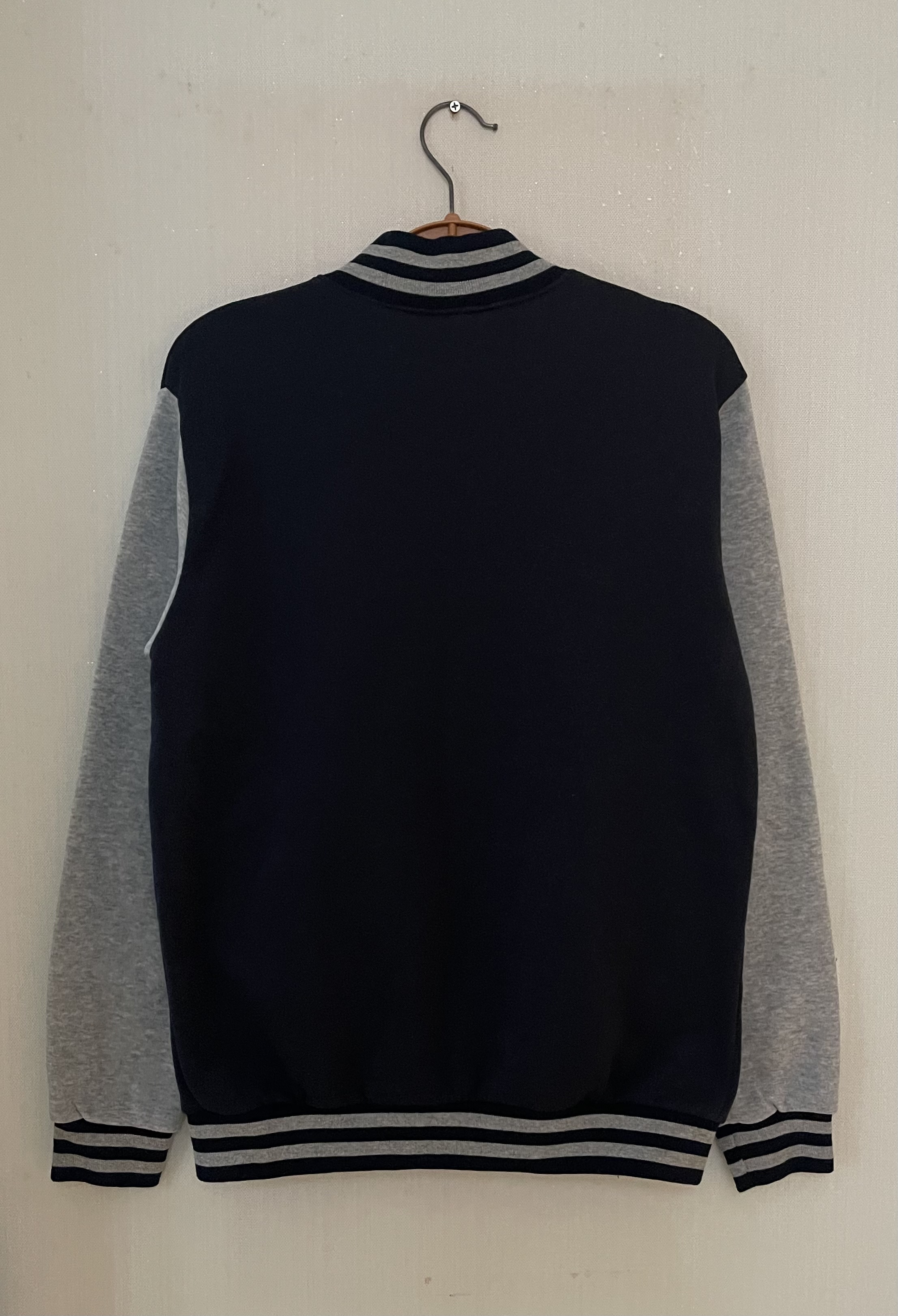 เสื้อแจ็คเก็ต scb