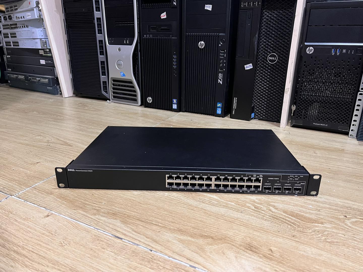 Switch dell 5424 24port gigabit สวิทมือสองพร้อมใช้งาน
