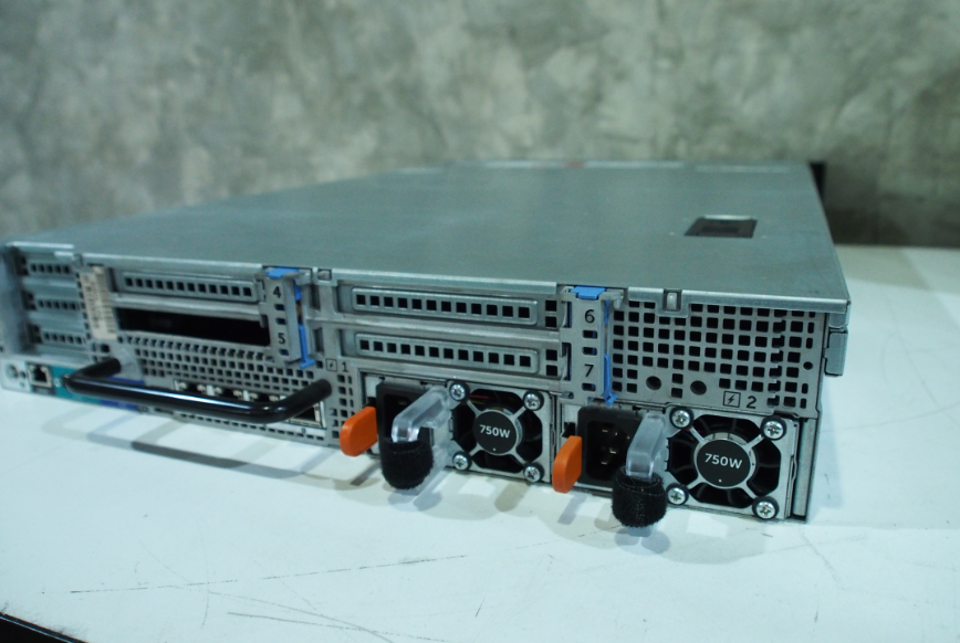 server dell r720 32gb 16cores มือสองพร้อมใช้งาน