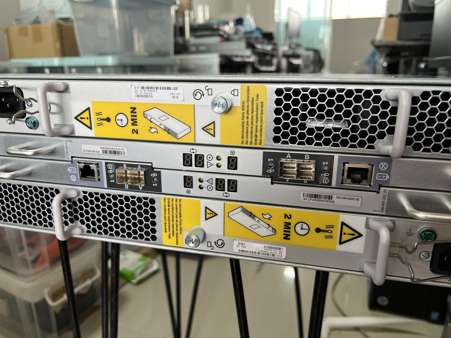 DELL EMC Unity D3123F 15-Bay 15 bay 3.5" 78TB อีเอ็มซีมือสองพร้อมใช้งาน