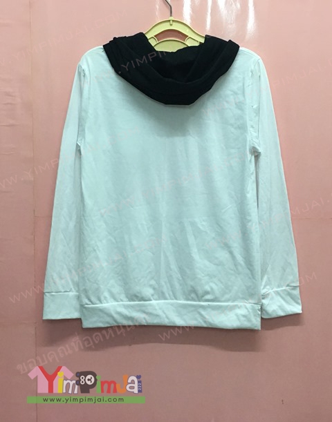 เสื้อฮู้ดผ้าคอตตอน สกรีนเฟล็ก