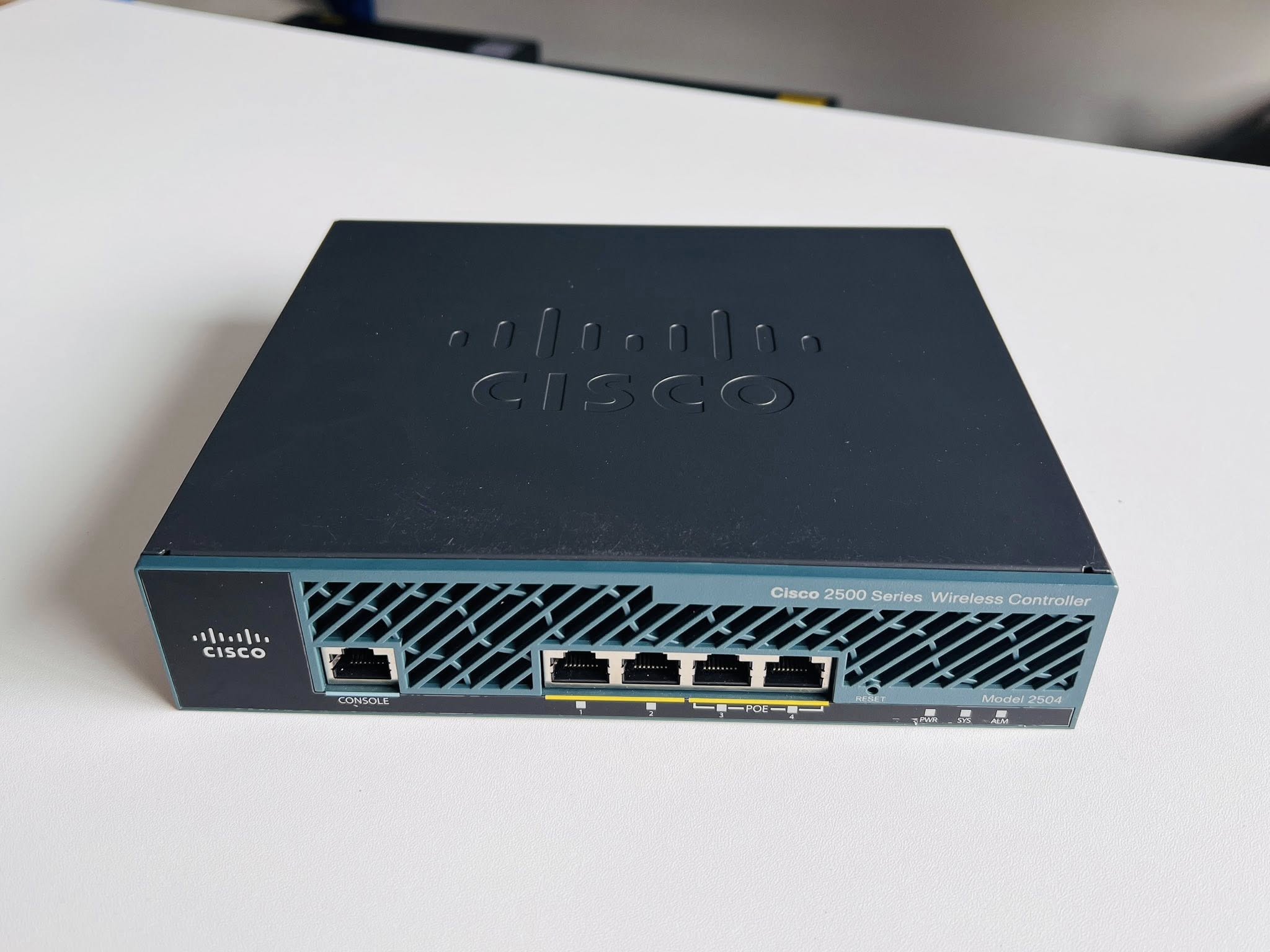 Cisco 2504 Wireless LAN Controller มือสอง