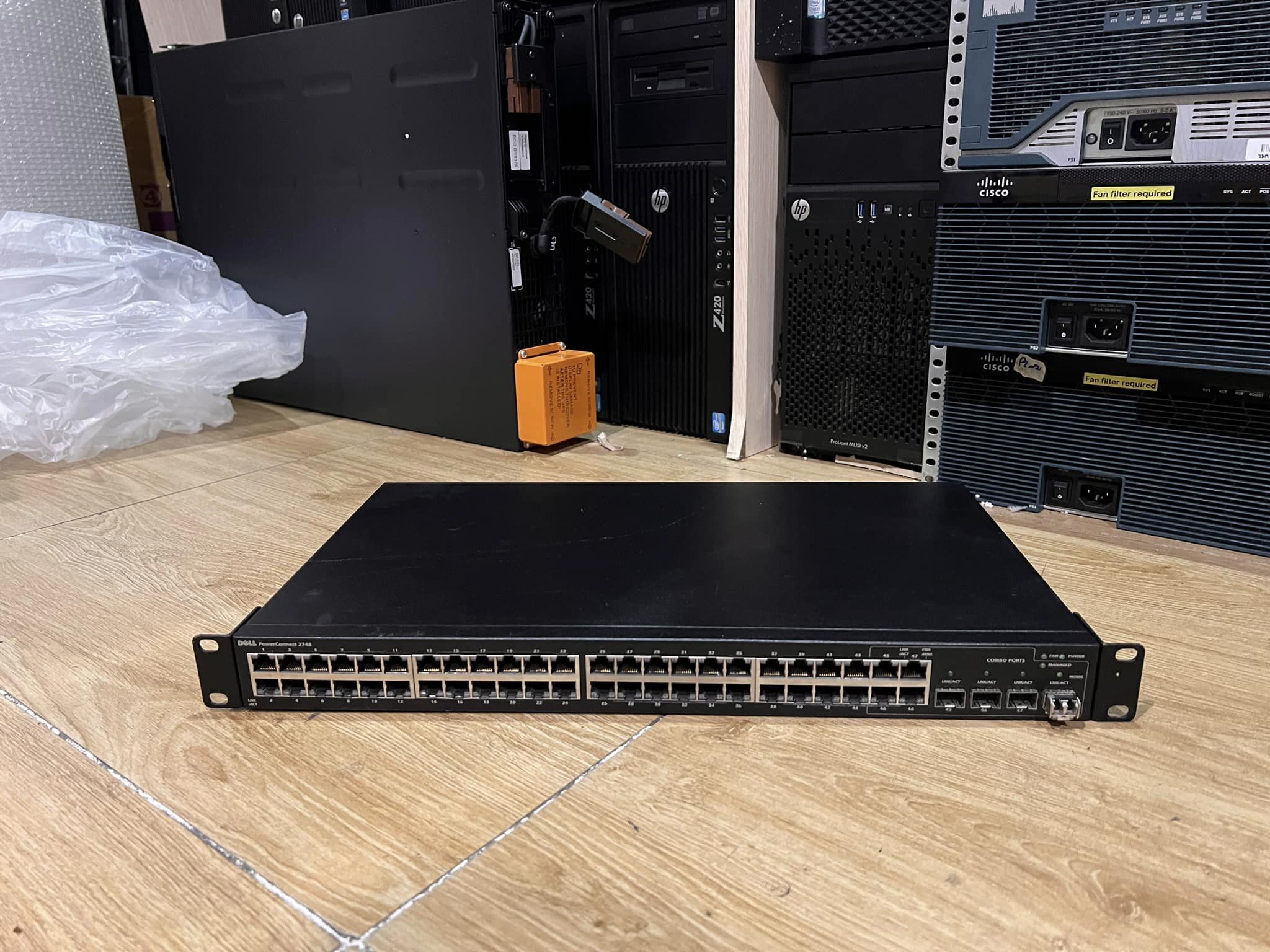 dell powerconnect 2748 48 port gigabit สวิทเดลมือสองพร้อมใช้งาน