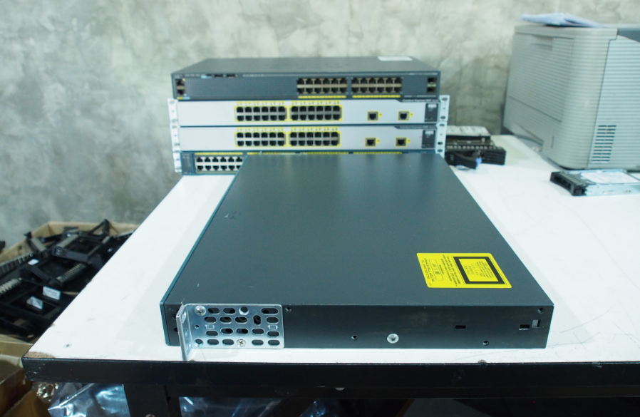 Cisco 2960G-24TC-L 10/100/1000 มือ 2 พร้อมใช้งาน