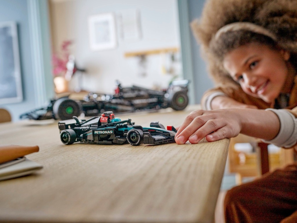 เลโก้ LEGO Speed Champions 77244 Mercedes-AMG PETRONAS F1 Team W15 E Performance