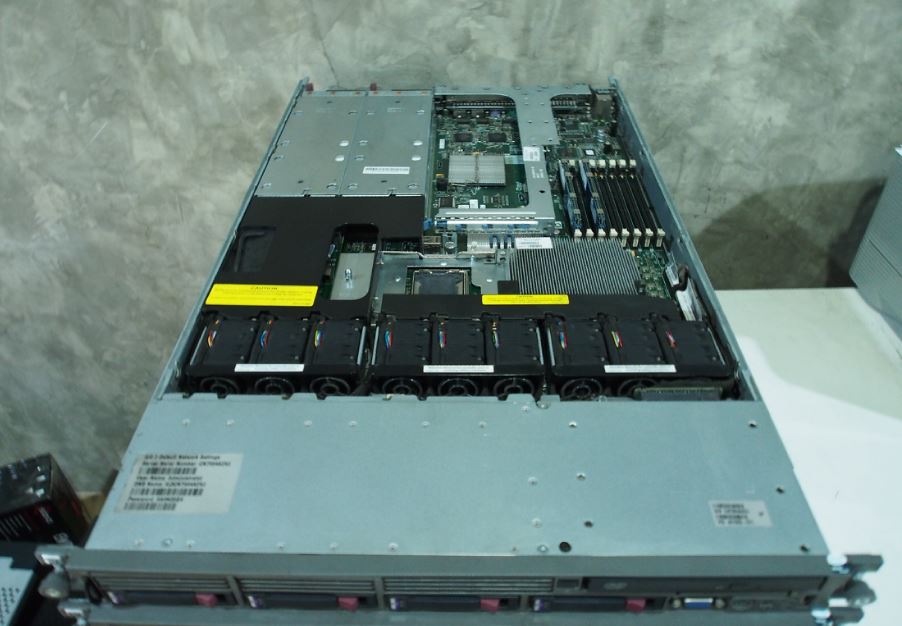HP Proliant DL360 G5 มือ 2 พร้อมใช้งาน