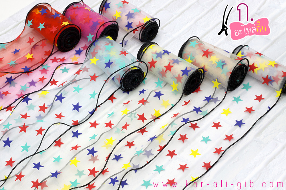 ริบบิ้นผ้าเย็บขอบ ผ้าออแกนดี้ลายดาว ขอบดำ ขนาด 10 ซม.