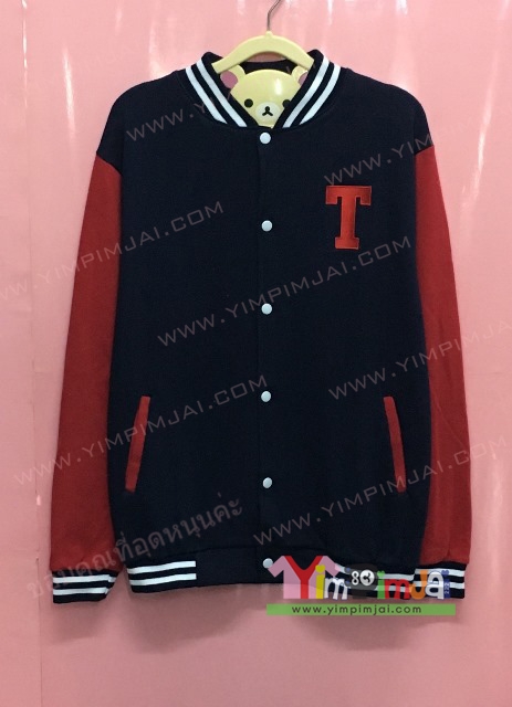 เสื้อกันหนาว เบสบอล สีดำ แขนยาวแดง กระดุมขาว มีกระเป๋า สกรีนตามสั่ง T