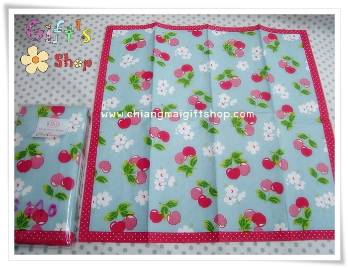 กระดาษแนปกิ้น ลายเชอรี่, ลายดอกไม้สีขาว, ลายผลไม้, พื้นหลังสีฟ้า, ขอบลายจุดขาวแดง