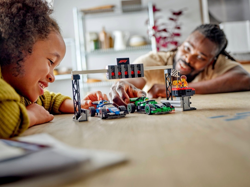 เลโก้ LEGO City 60474 F1 Grid with VCARB & Sauber Race Cars