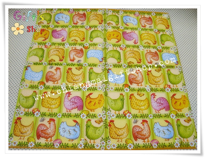 กระดาษแนปกิ้น ลายไก่สีเหลือง ฟ้า เขียว ชมพู แดง พื้นหลังสีเหลือง