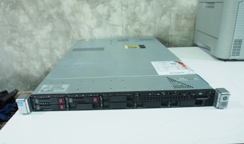server hp dl360p g8 2cpu มือ 2 พร้อมใช้งาน