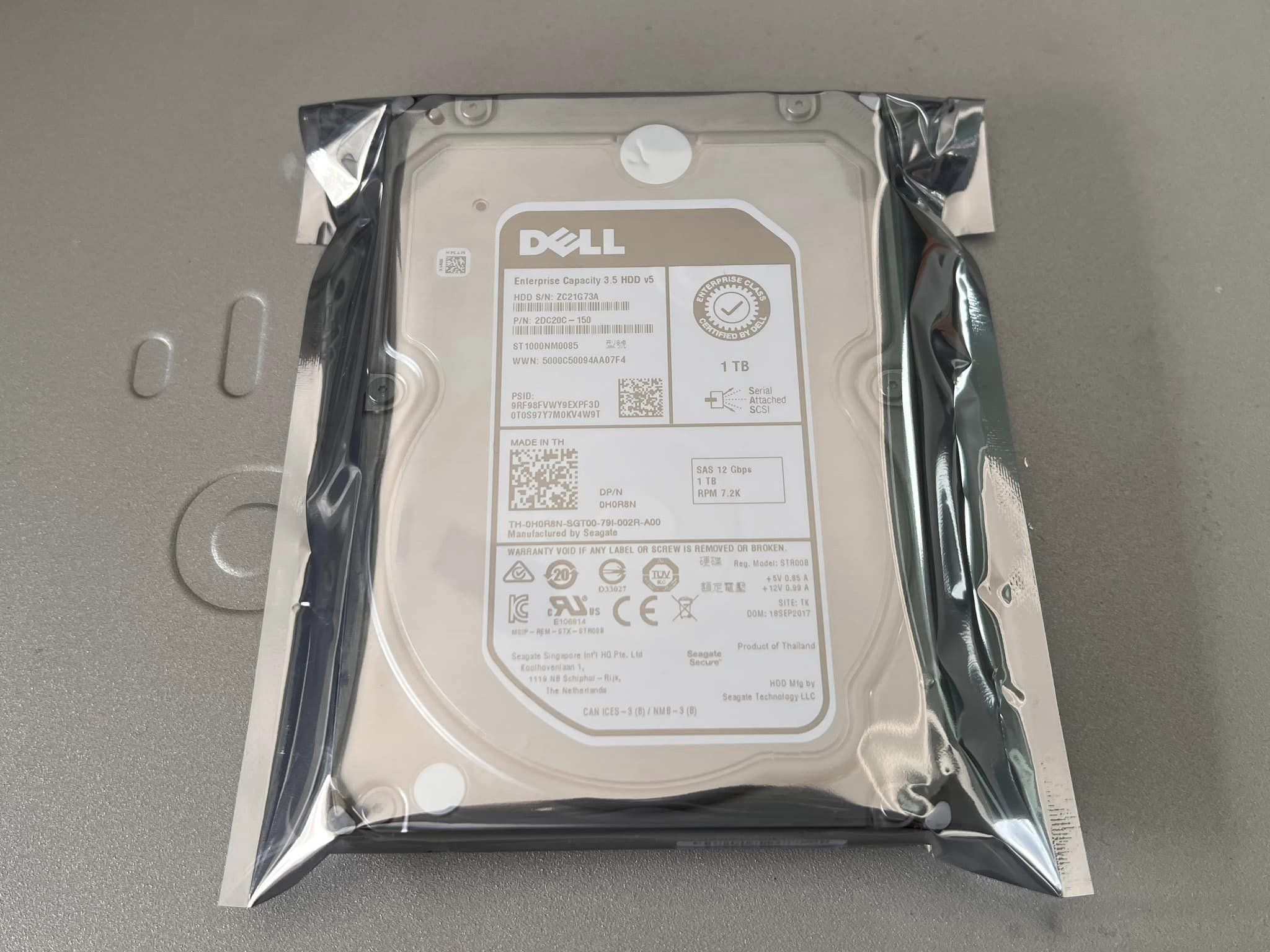 hdd sas 1tb 7.2k 12Gbps 3.5นิ้ว ฮาร์ดดิสเซิร์ฟเวอร์มือสองพร้อมใช้งาน