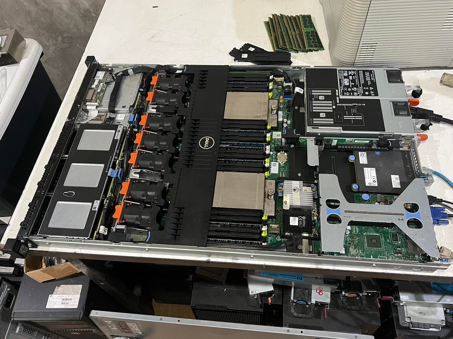 dell r620 2cpu 32gb เซิฟเวอร์มือสองพร้อมใช้งาน