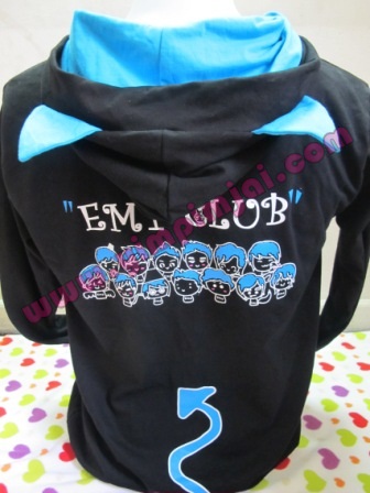 เสื้อฮู้ดแขนยาว หางแมว