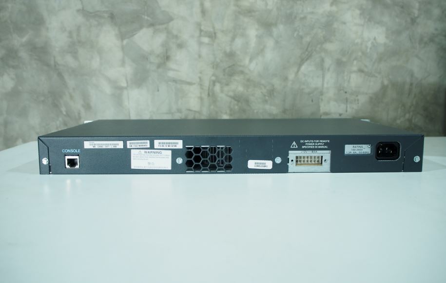 Cisco Catalyst 2960-24TT-L V.09 มือ 2พร้อมใช้งาน