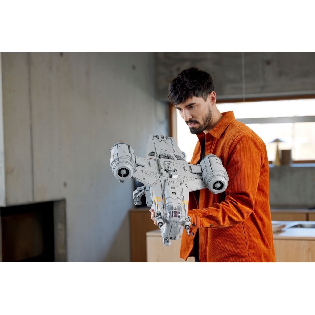 เลโก้ LEGO Exclusives Star Wars 75331 The Razor Crest (มีกล่องกระดาษตรงรุ่น)