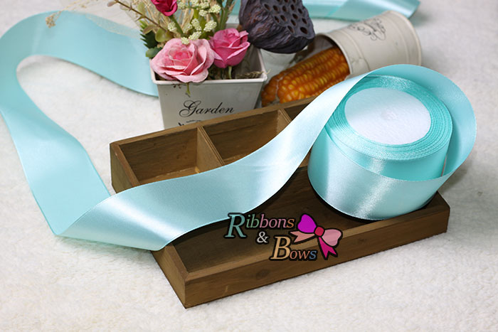 ริบบิ้นผ้าซาตินสีฟ้า ม้วน 25 หลาSA031