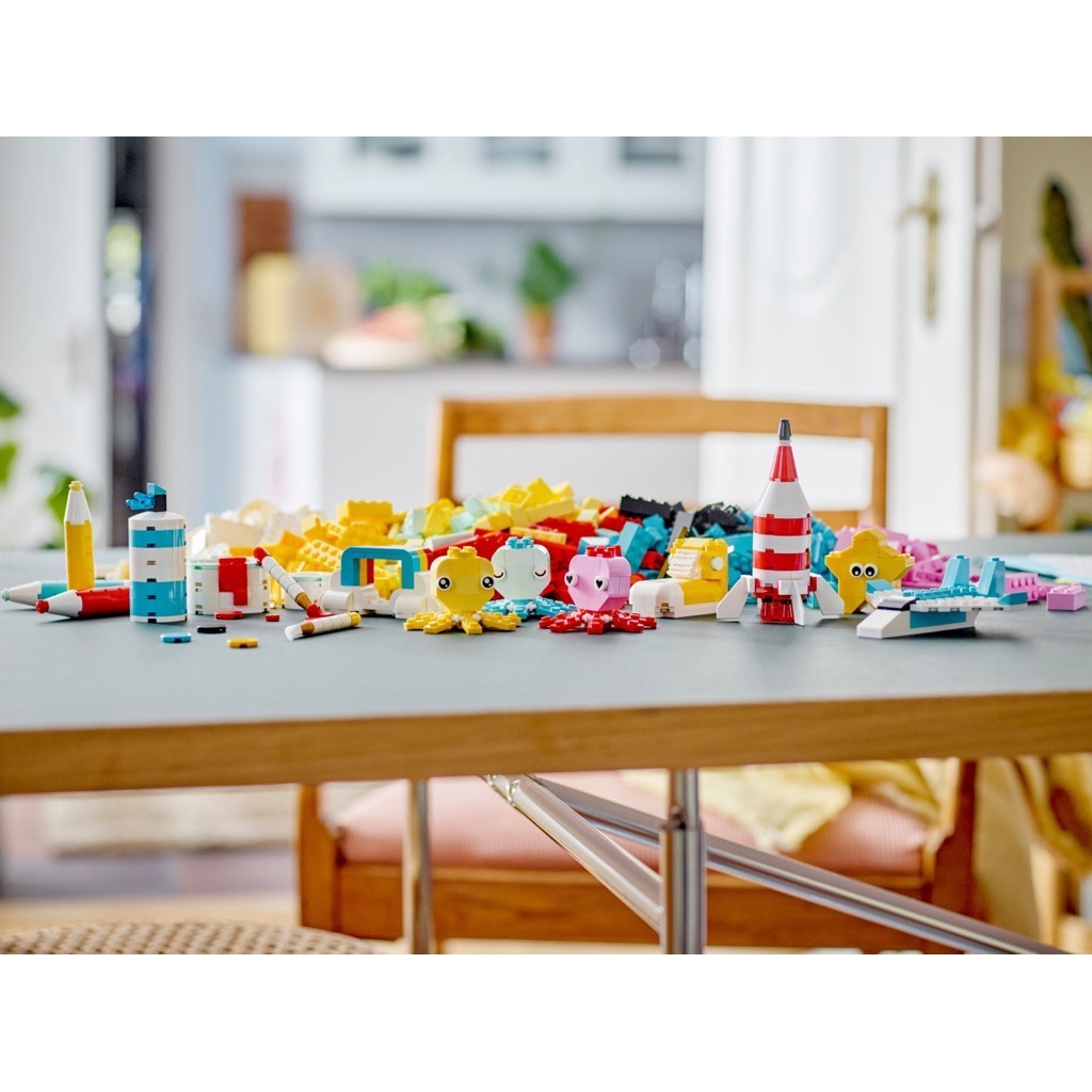 เลโก้ LEGO Classic 11032 Creative Colour Fun