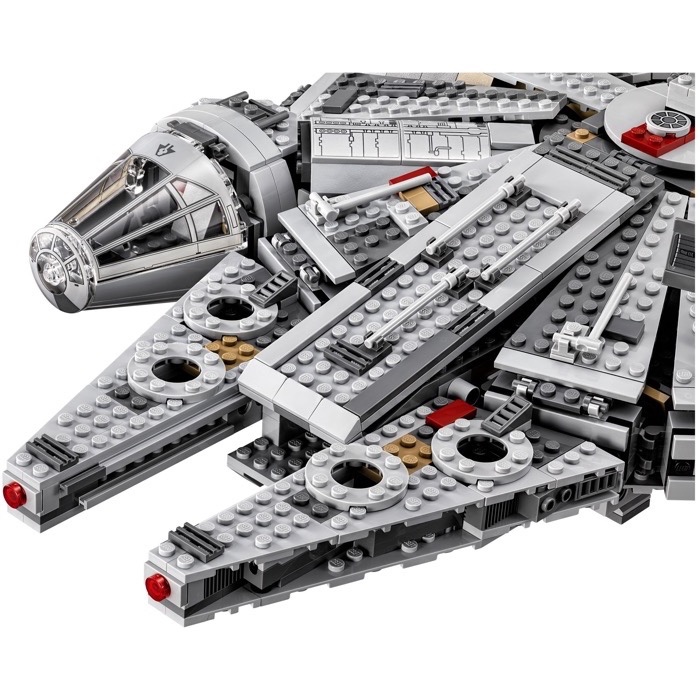 LEGO Star Wars 75105 Millennium Falcon