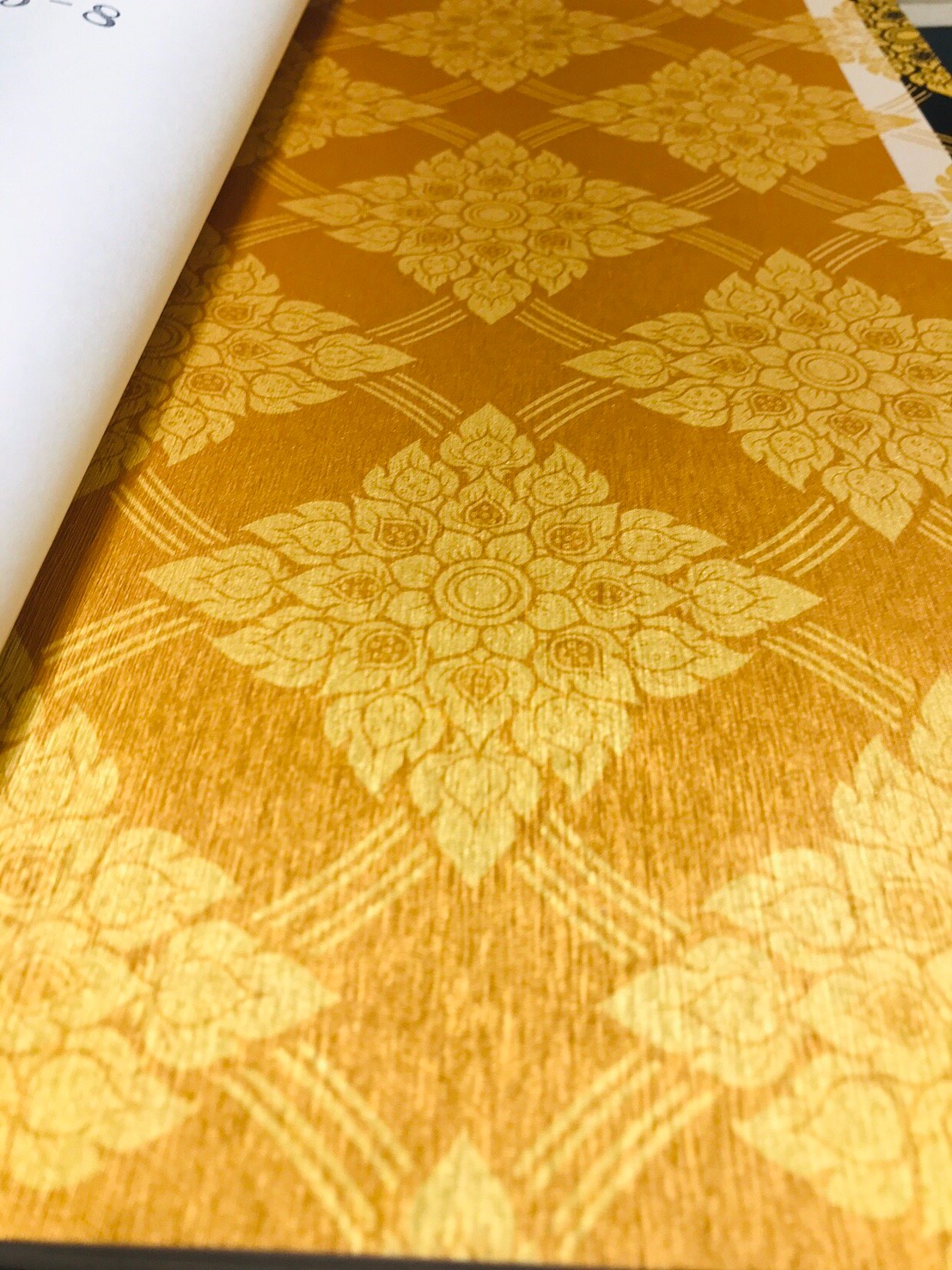 วอลเปเปอร์ลายไทย ประจำยาม ทอง 033-12