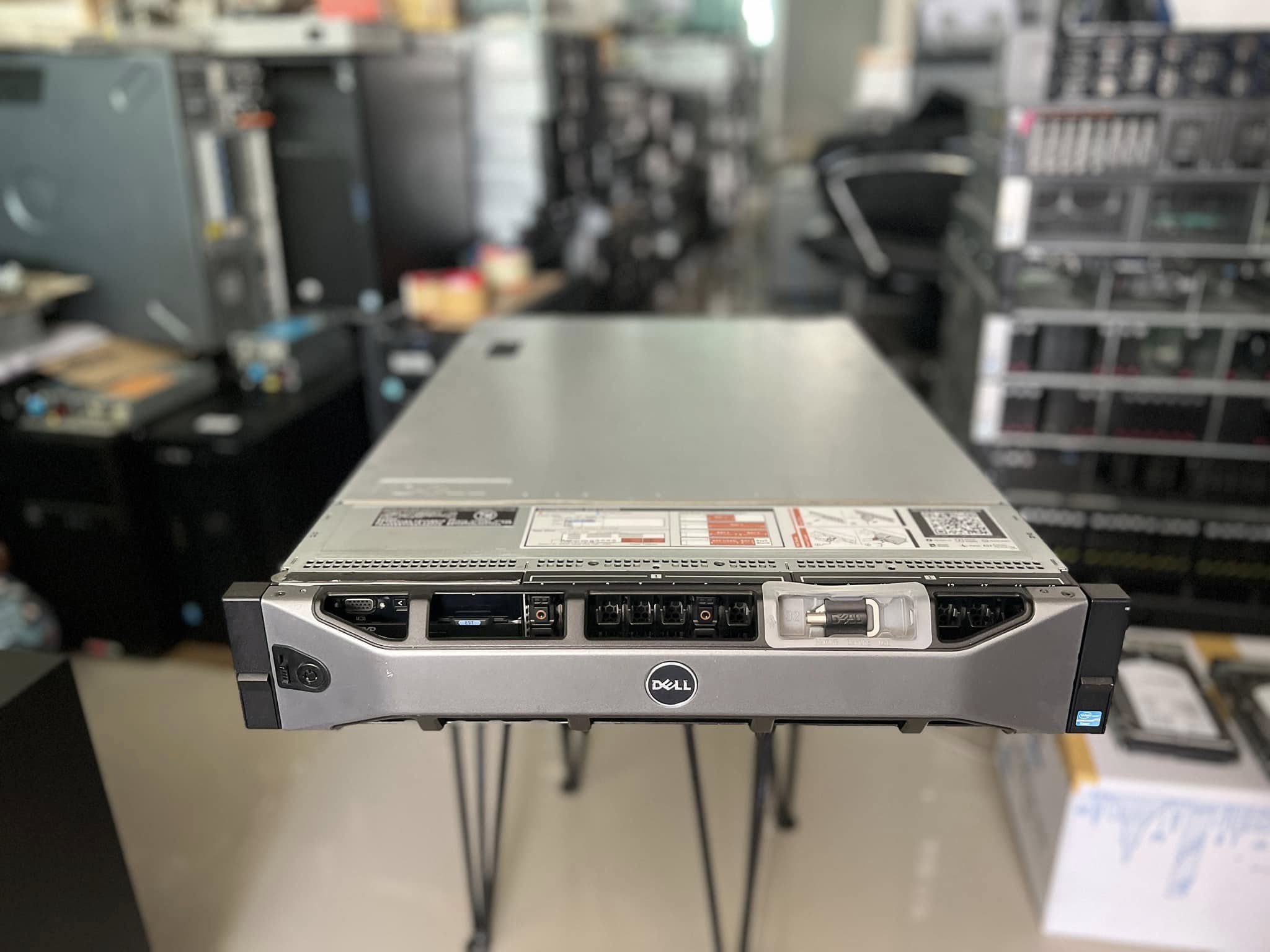 dell r720 server 2cpu 64gb 20cores 2.5" 16 unit เซิฟเวอร์เดลมือสองพร้อมใช้งาน