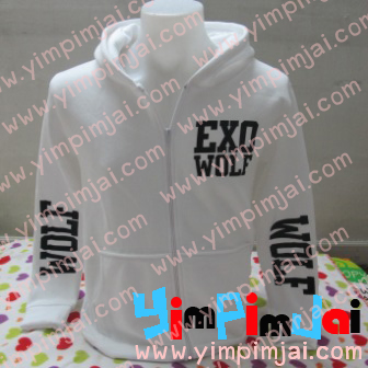 เสื้อกันหนาว exo สกรีนที่แขน
